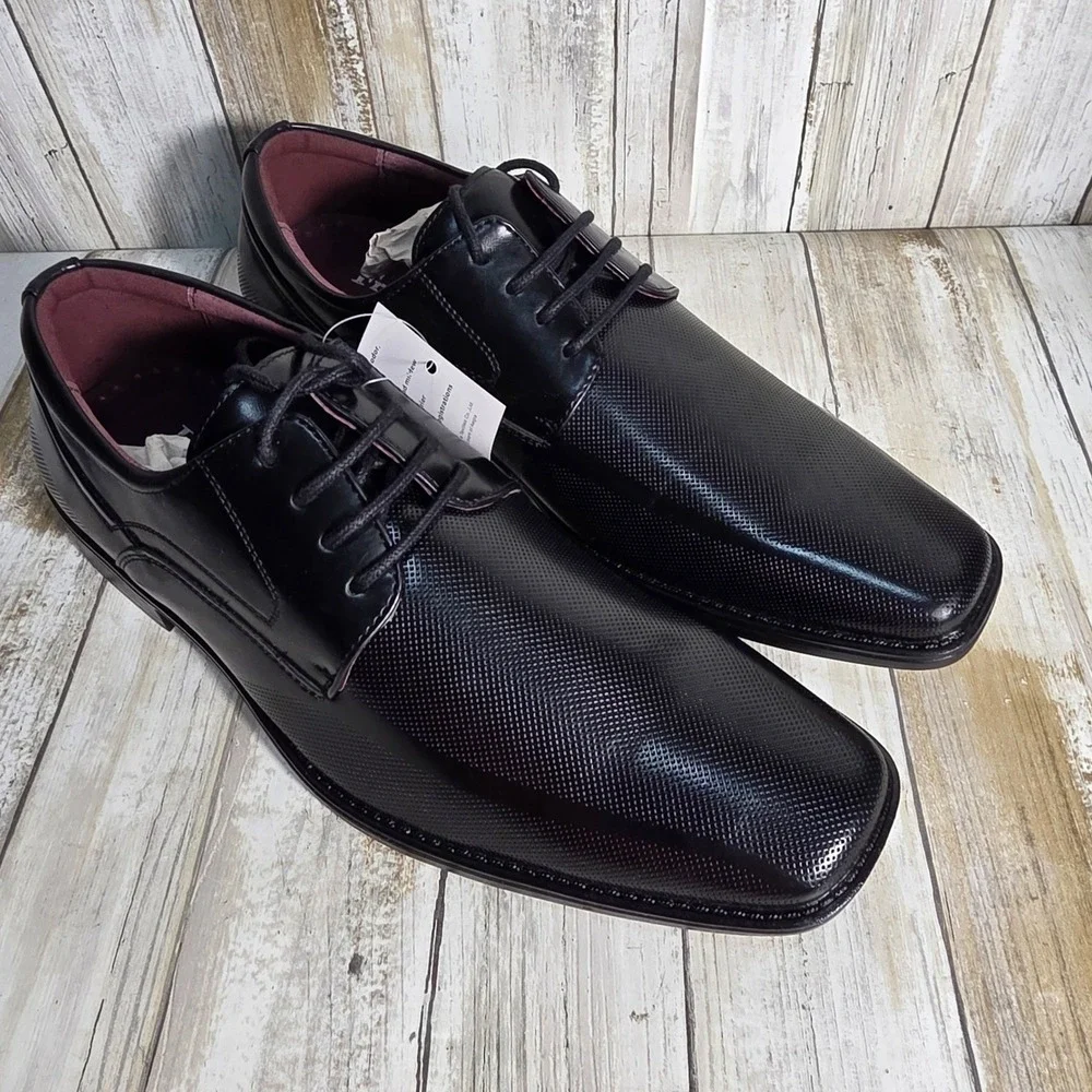 Freeman black textured